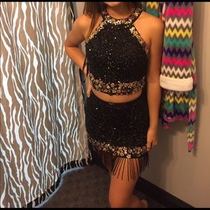 Short homecoming or cocktail dress size 00